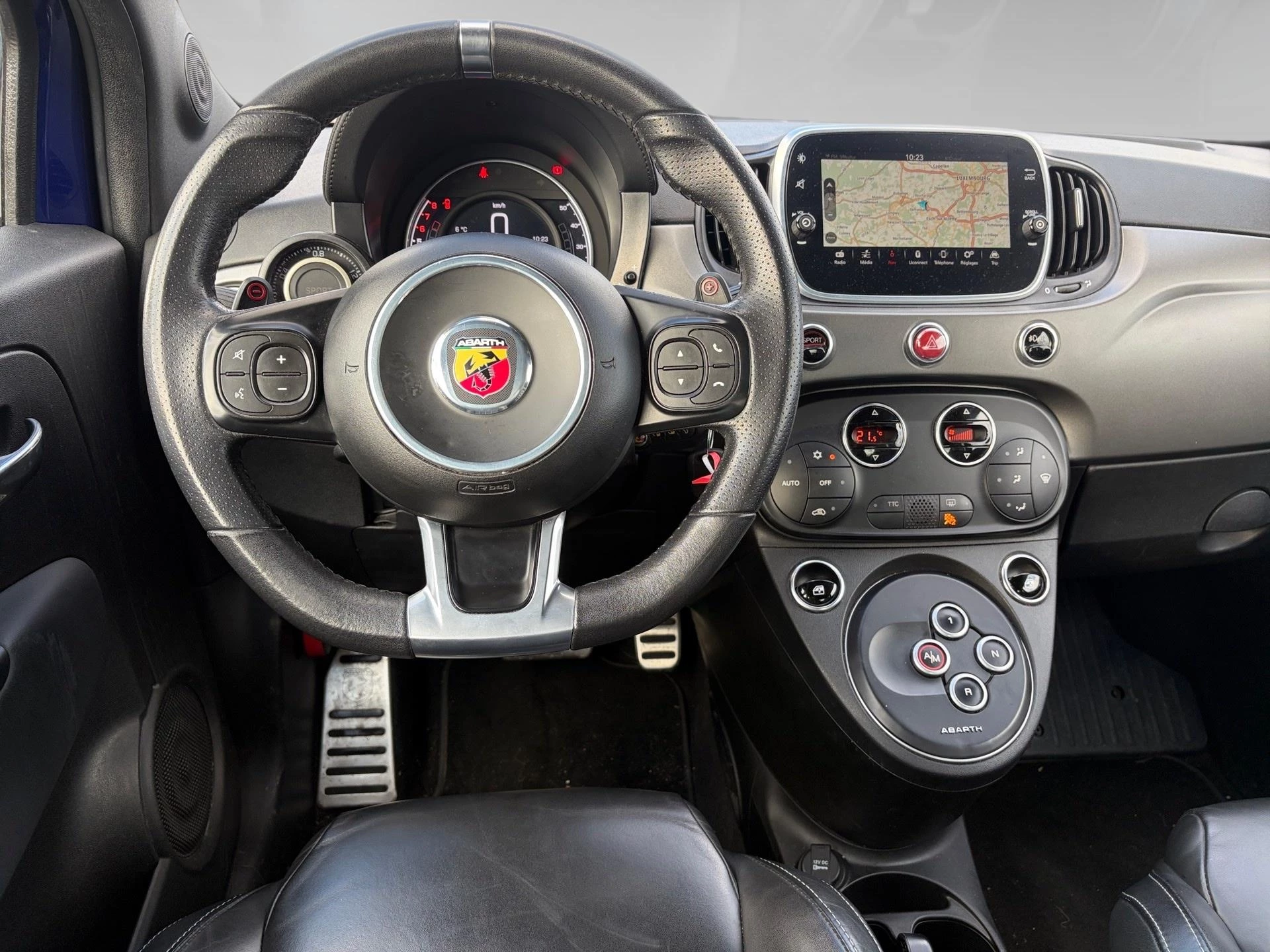 Abarth-595-image-5