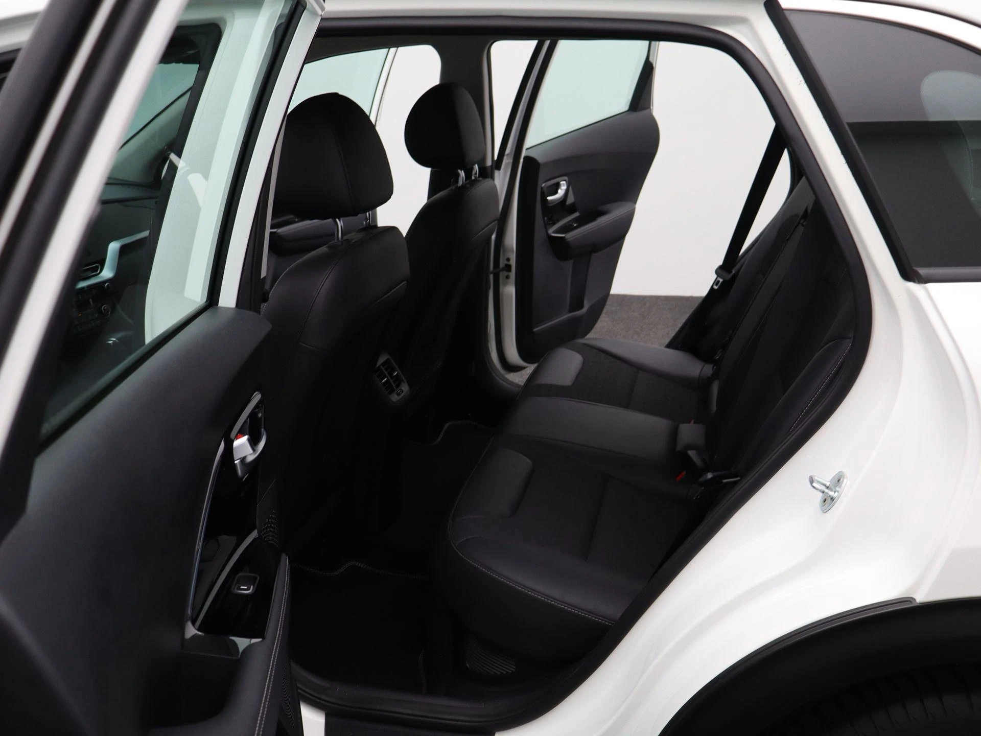 Kia-Niro-image-11