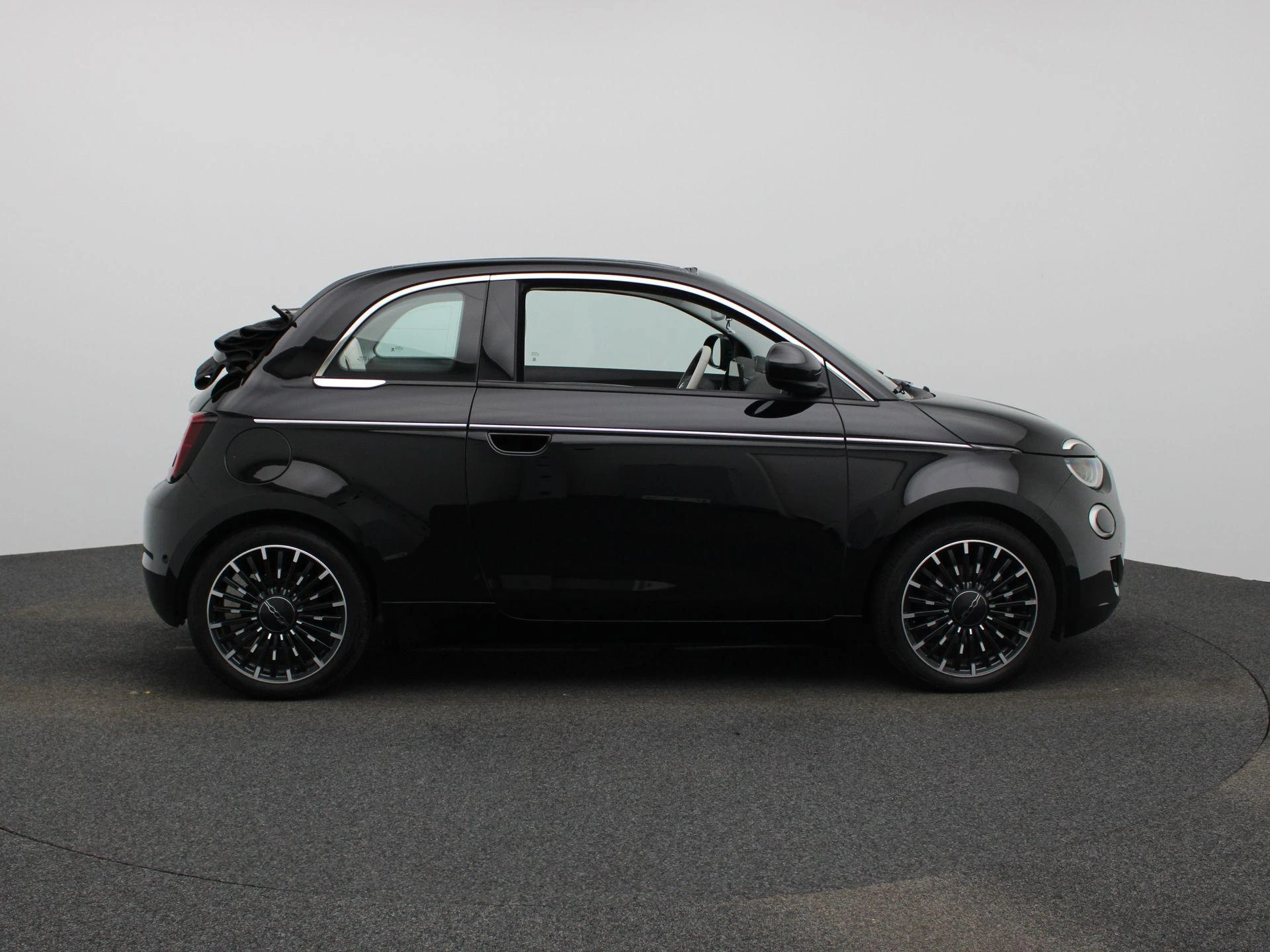 Fiat-500C-image-5