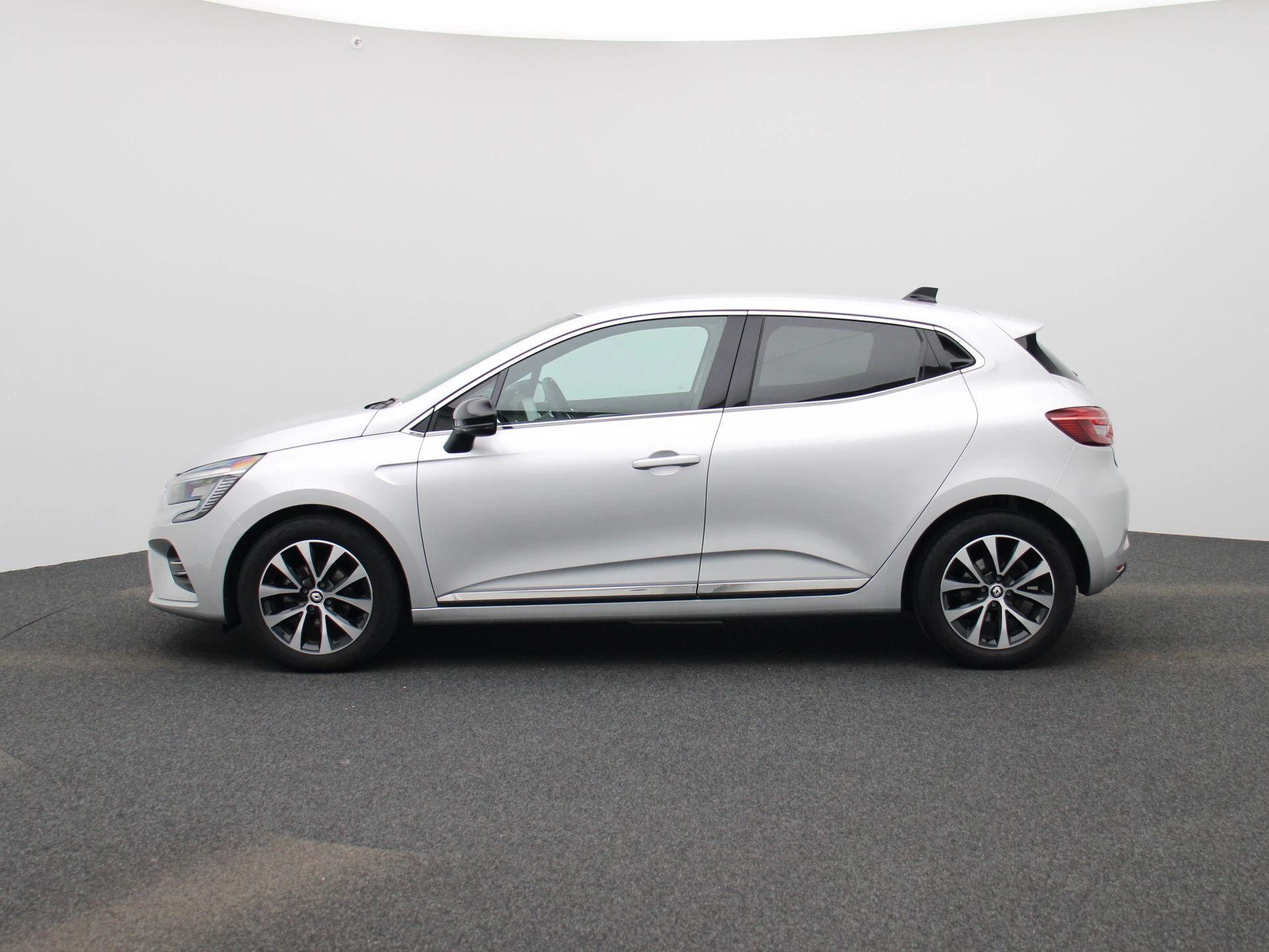 Renault-Clio-image-3