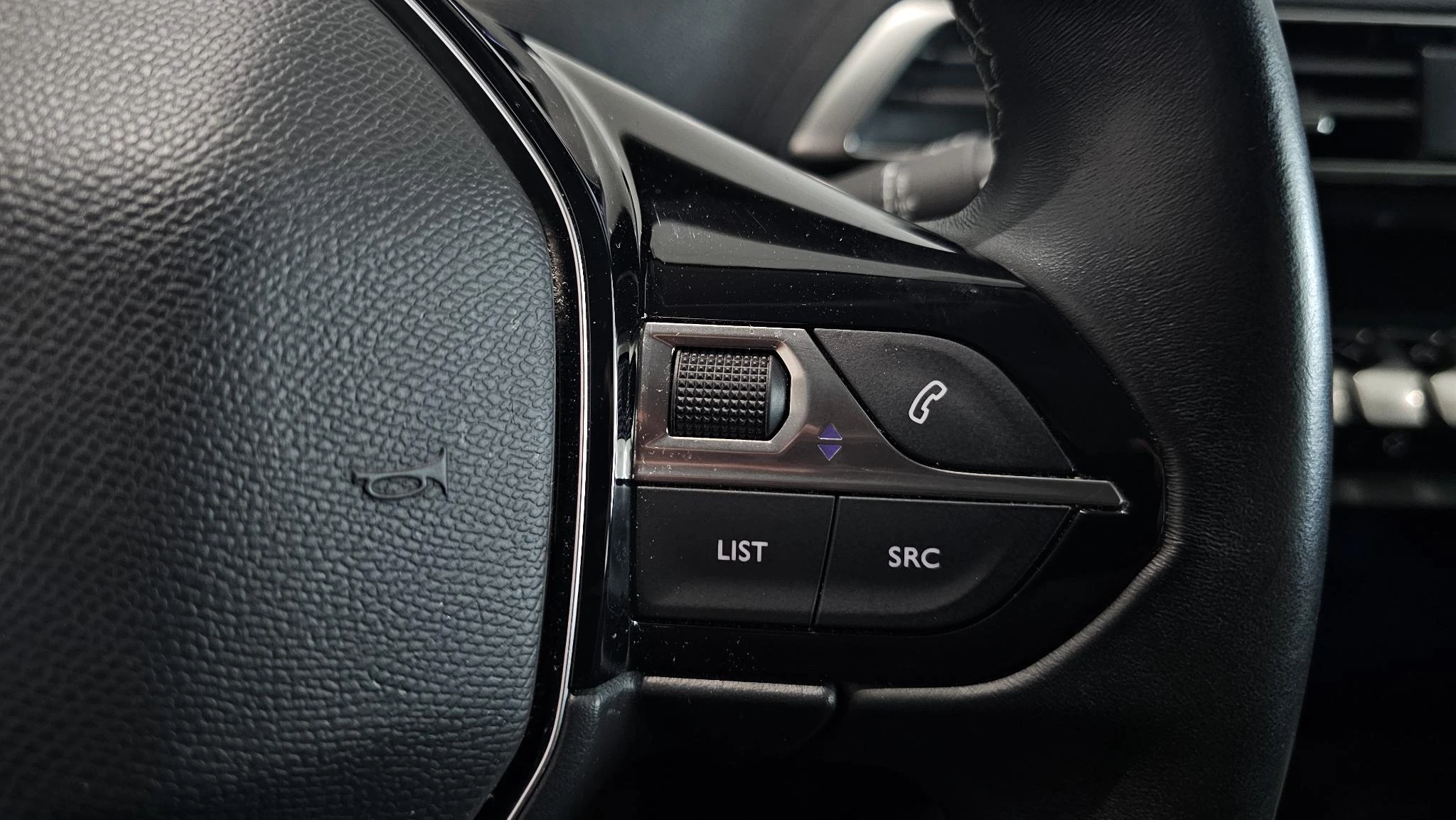 Peugeot-3008-image-16