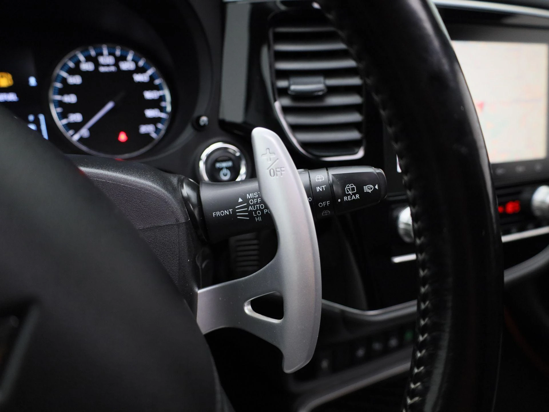 Mitsubishi-Outlander-image-23