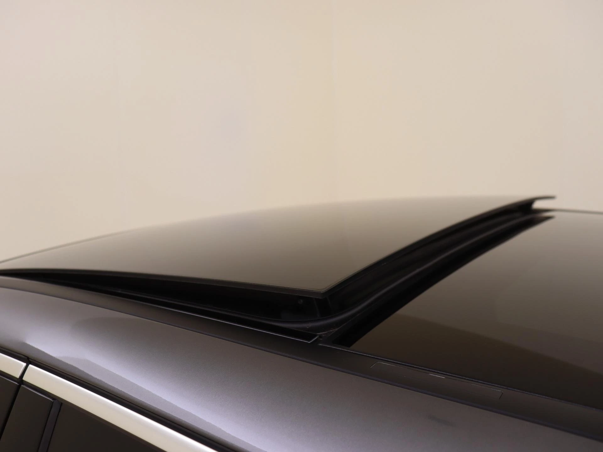 Mercedes-Benz B-Klasse 250 e Business Solution AMG