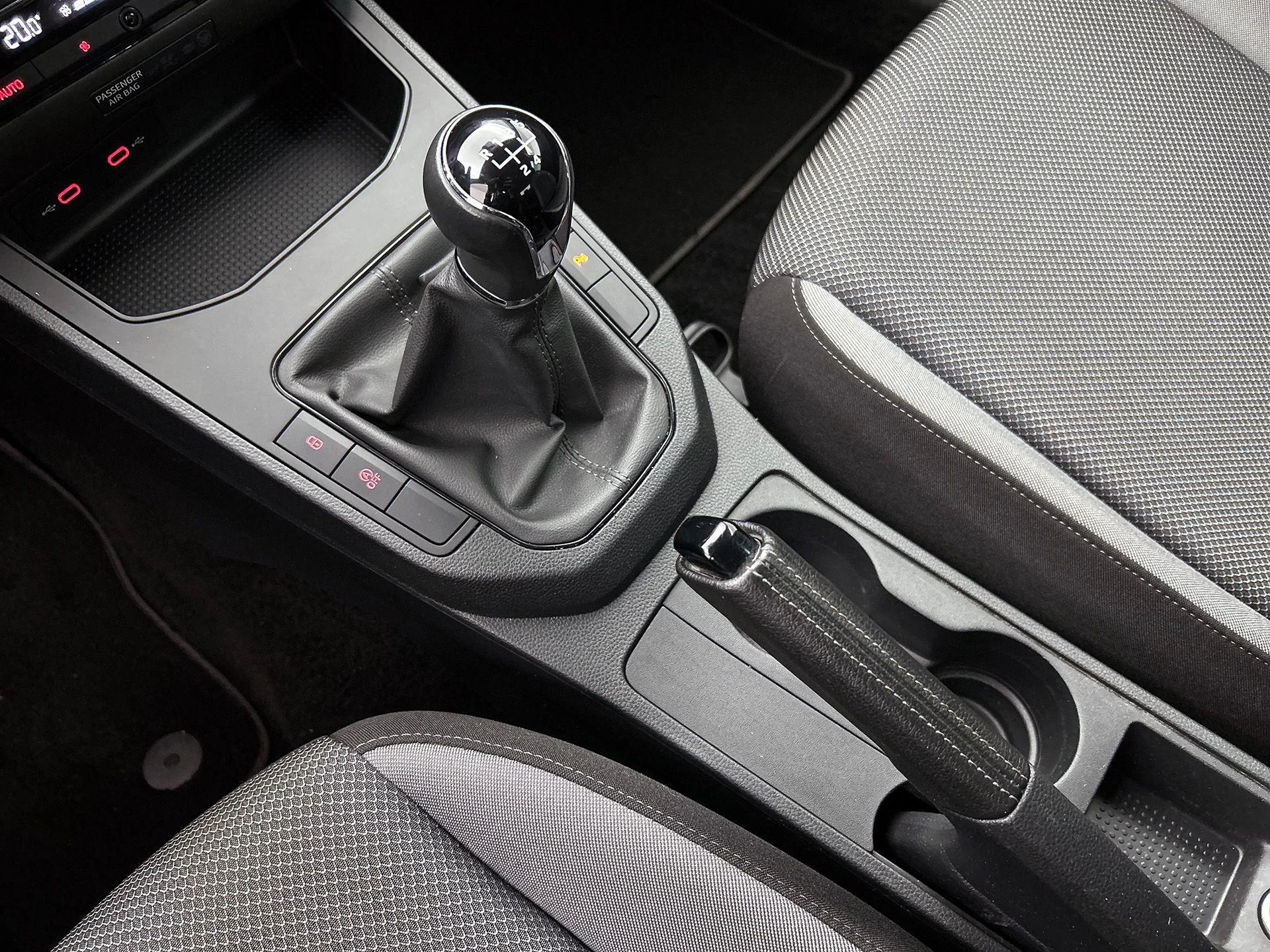 SEAT-Ibiza-image-24