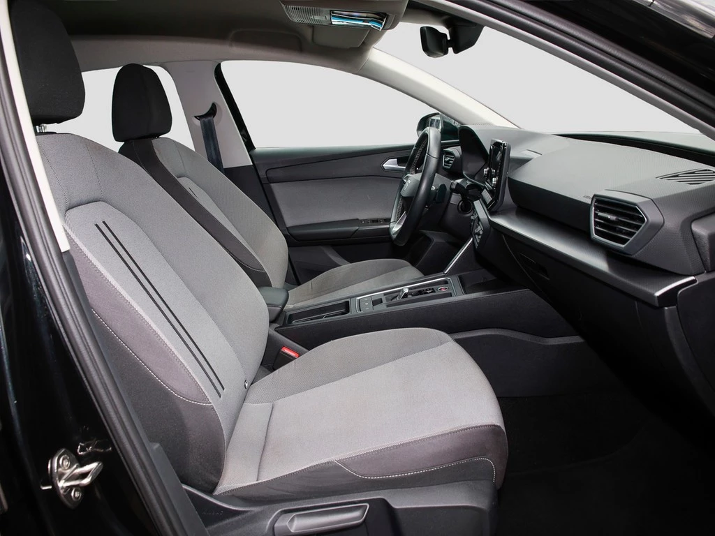 SEAT Leon 2.0 TDI DSG Style Full-Link/LED/SHZ
