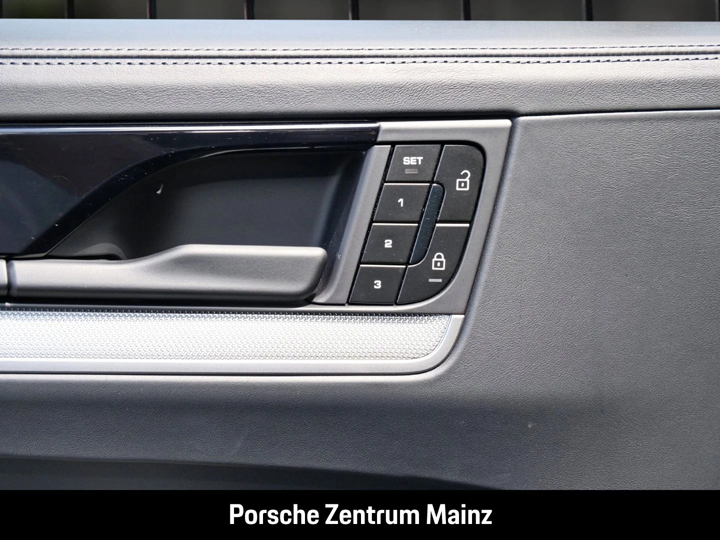 Porsche Cayenne S InnoDrive,SAGA,Bose,Beifahrerdisplay s