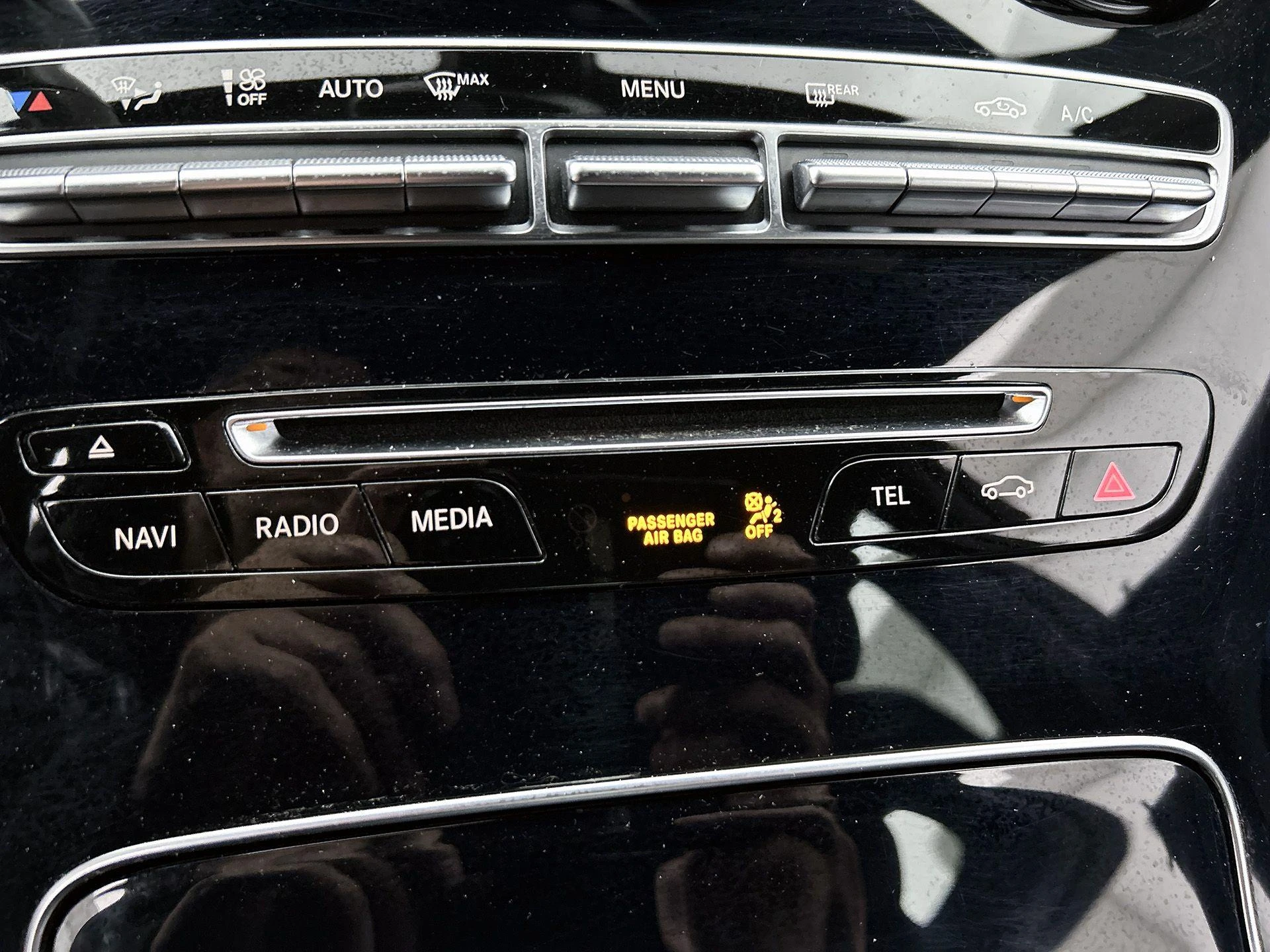 Mercedes-Benz-C-Klasse-image-12