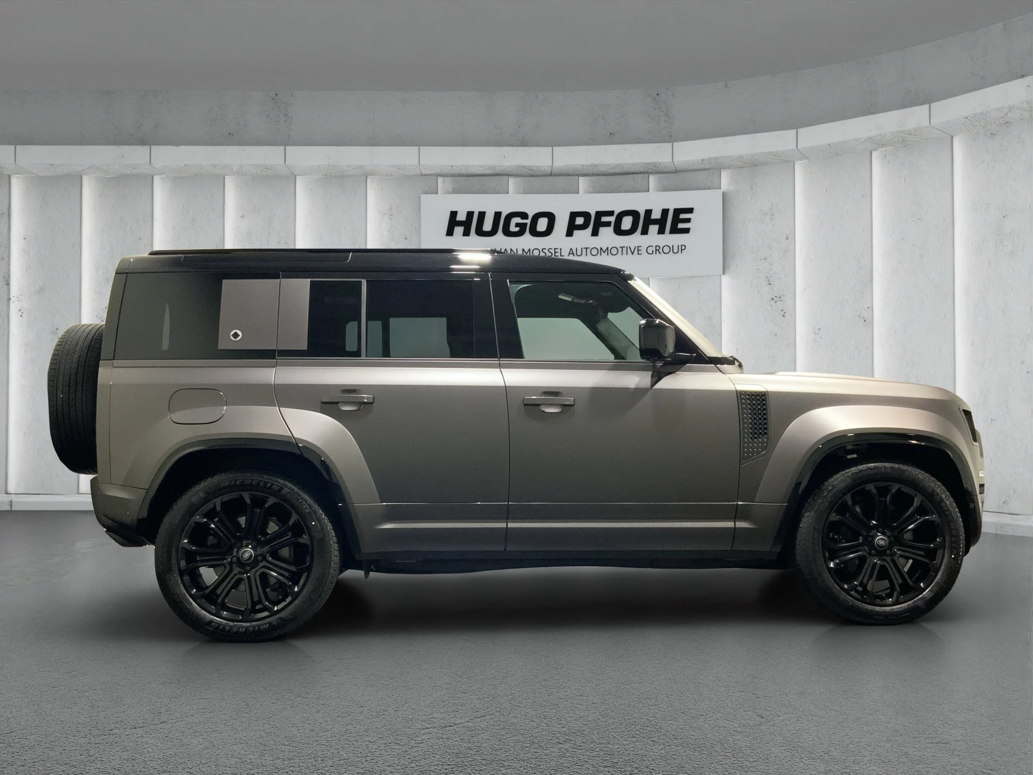 Land Rover-Defender-image-5