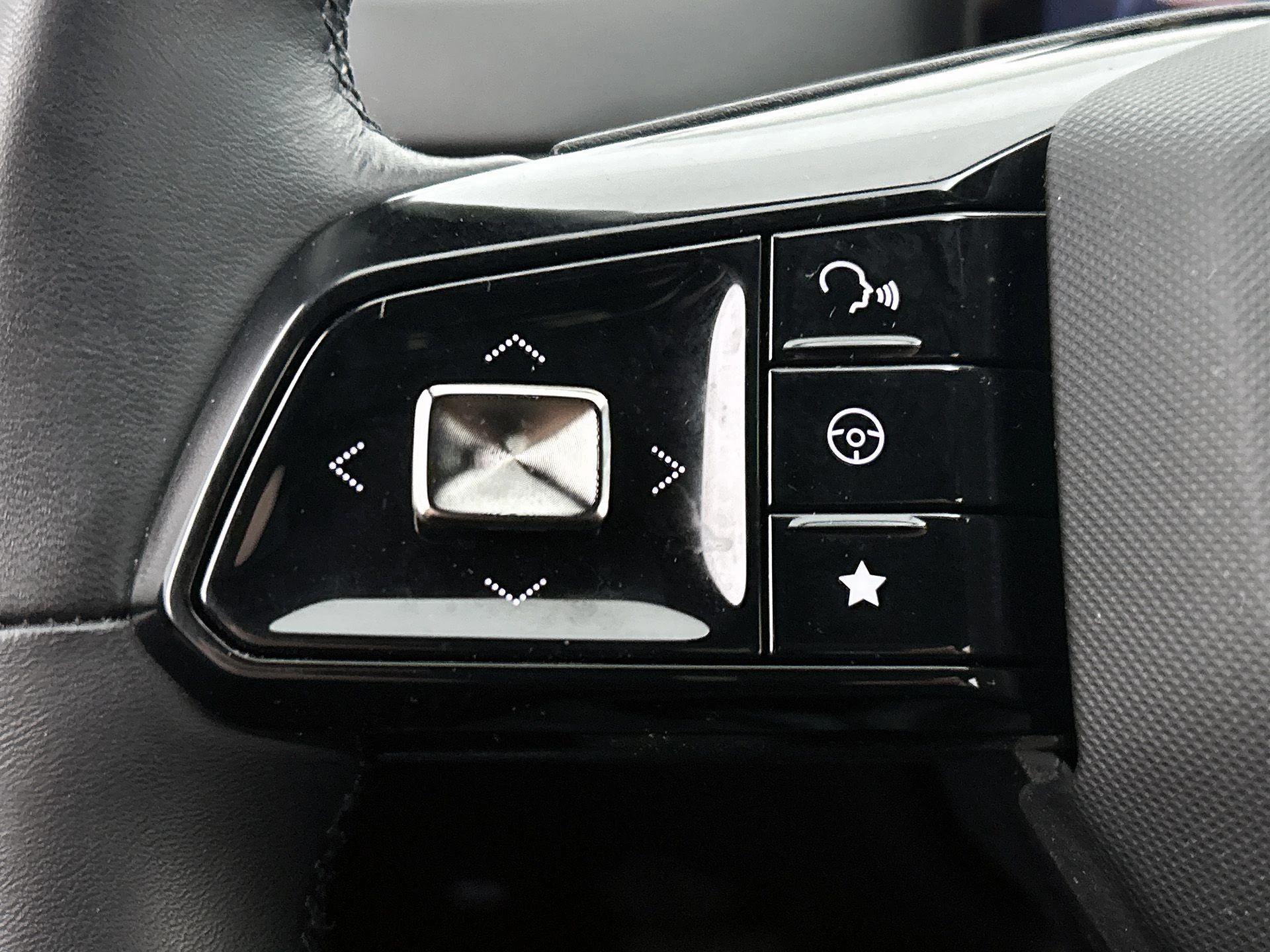 MG-MG4 EV-image-7