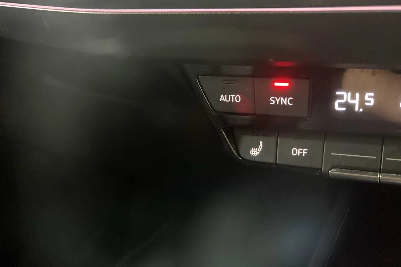 Audi-Q4 e-tron-image-20