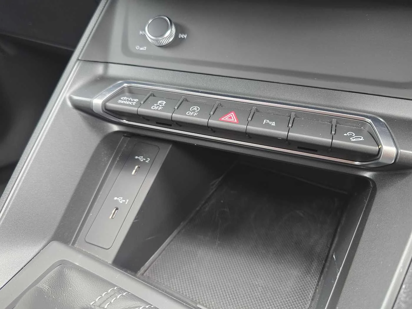Audi-Q3-image-18