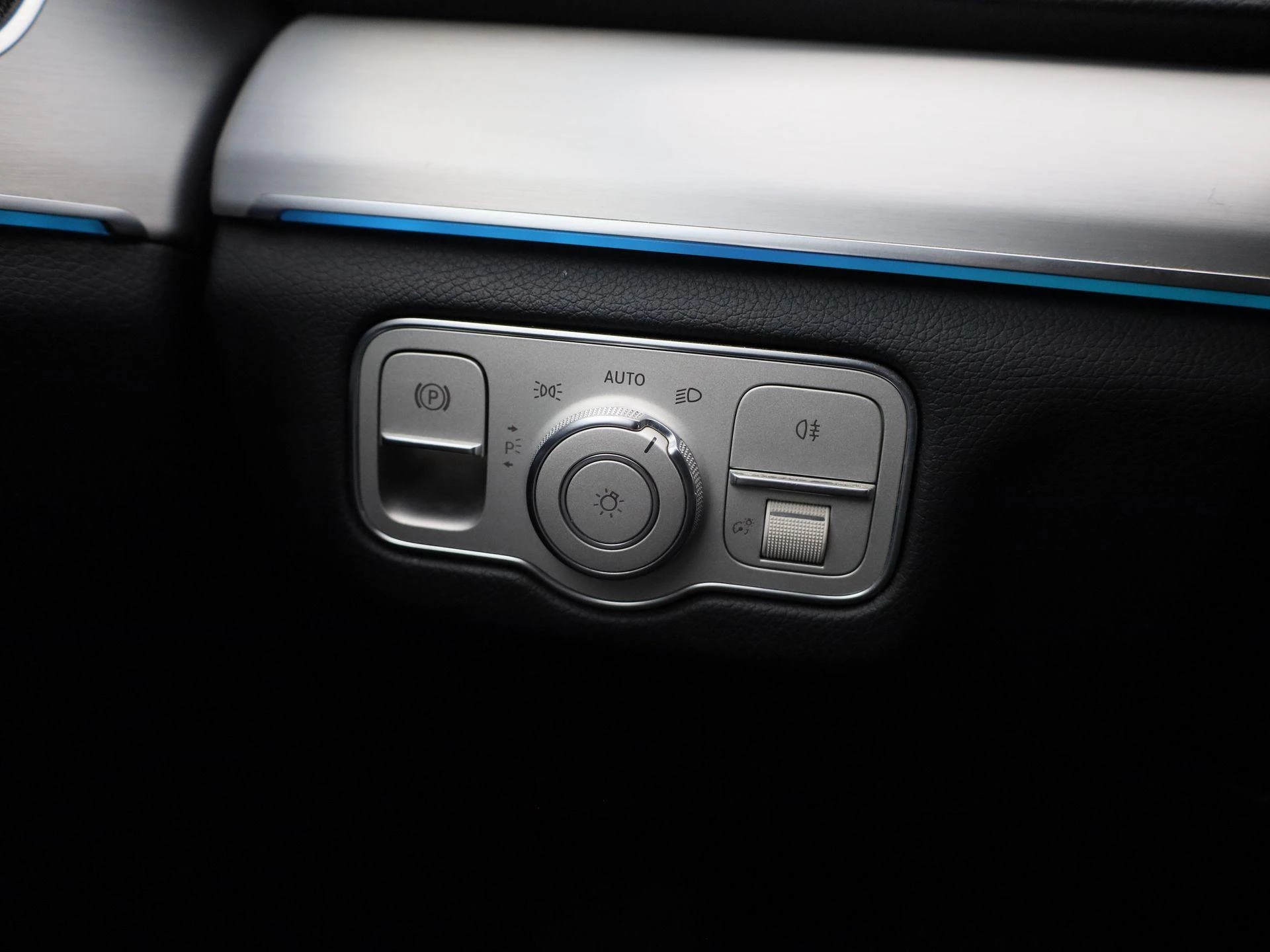 Mercedes-Benz GLE 350 de Business Solution + LEDER + TREKHAAK + LED + CAMERA +