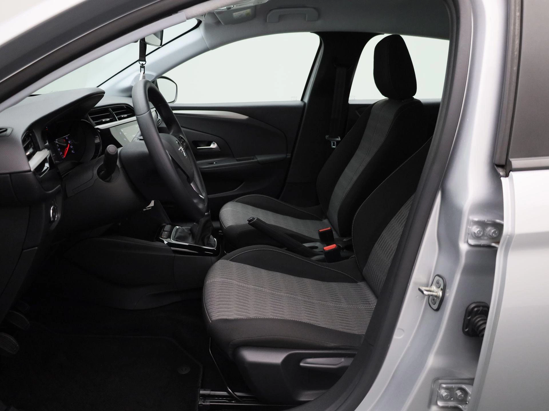 Opel-Corsa-image-8