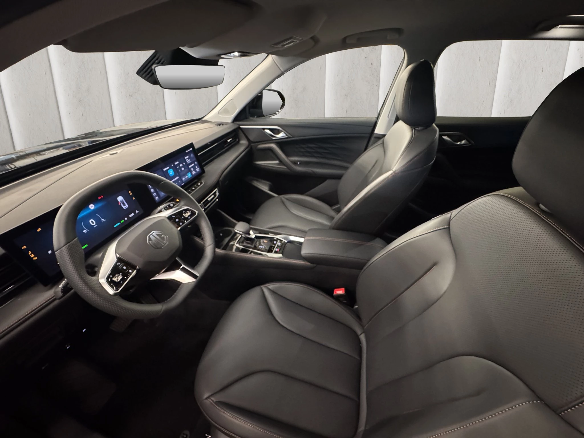 MG HS Luxury 1.5 T PHEV Sports Utility Vehicle. 200 kW. 5-türig