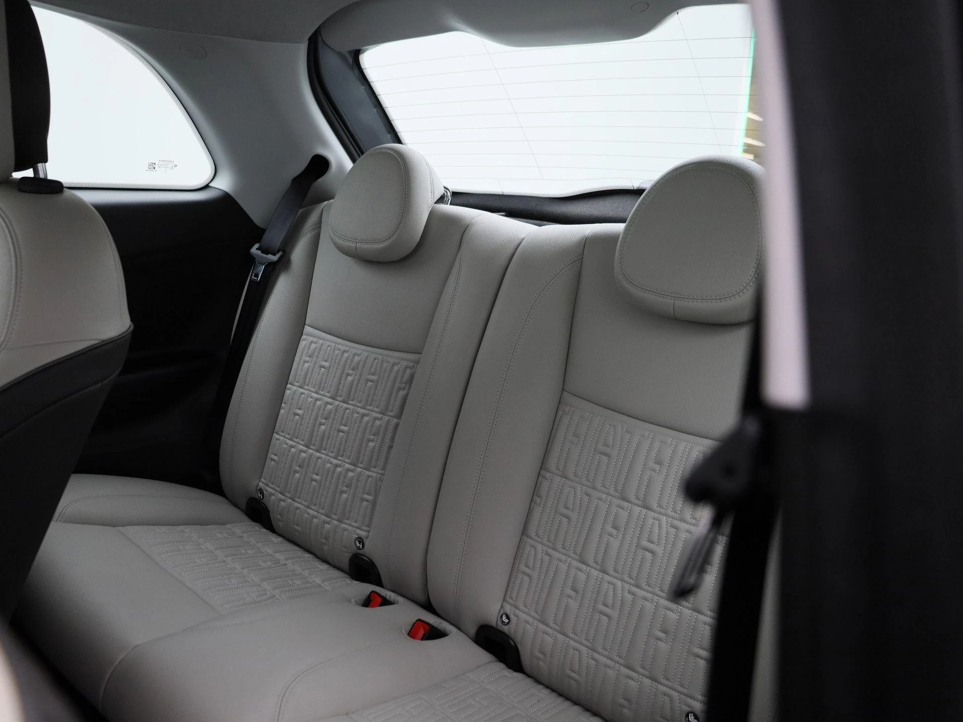 Fiat-500e-image-9