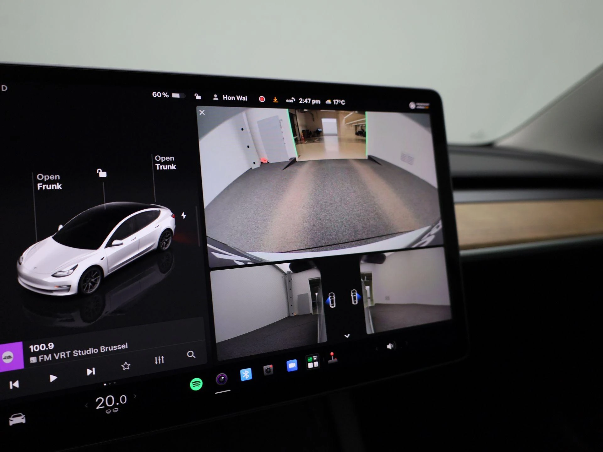 Tesla-Model 3-image-22