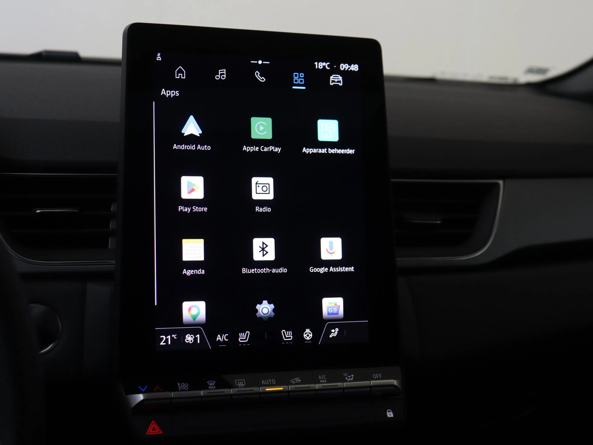Renault-Captur-image-16