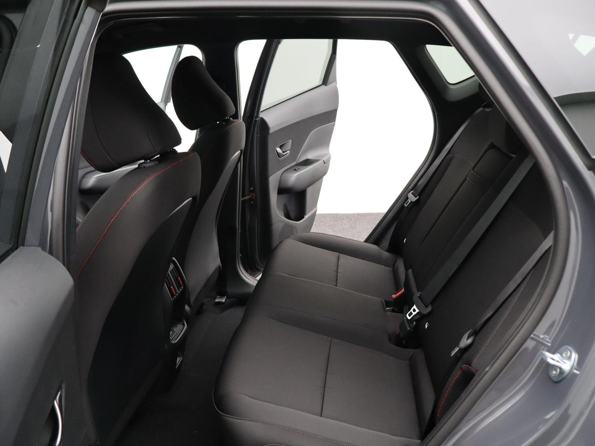 Hyundai-Kona-image-12