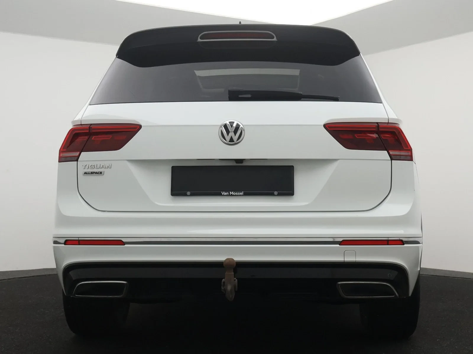 Volkswagen Tiguan Allspace Tiguan R-Line AllSpace Platinum 1.5TSI 150PK *AUTOMAAT*PANODAK*TREKHAAK*360° CAMERA*LEDER*ACC*APP-CONNECT*