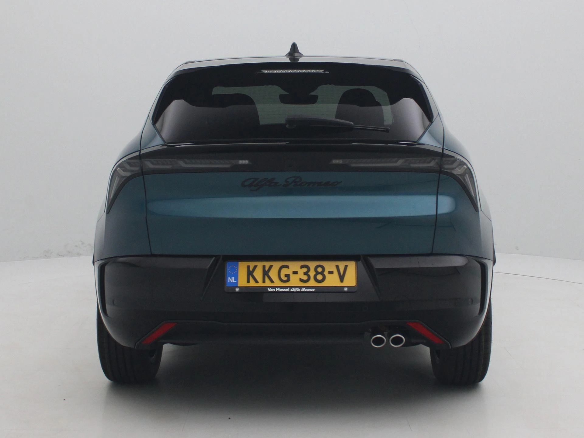 Alfa Romeo-Junior-image-4