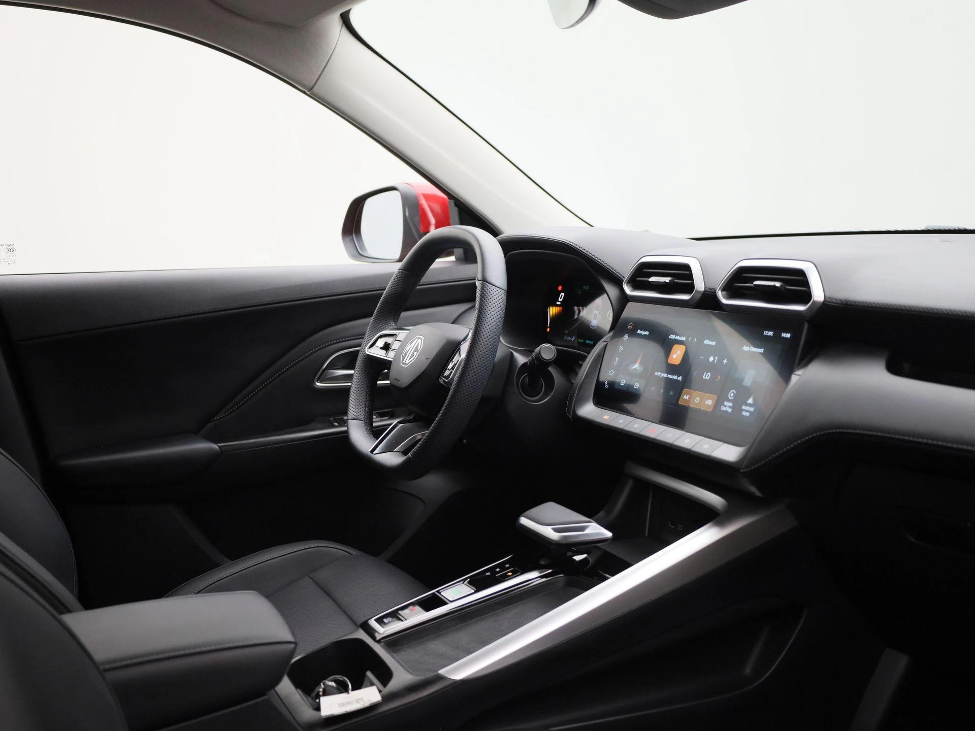 MG-ZS-image-32