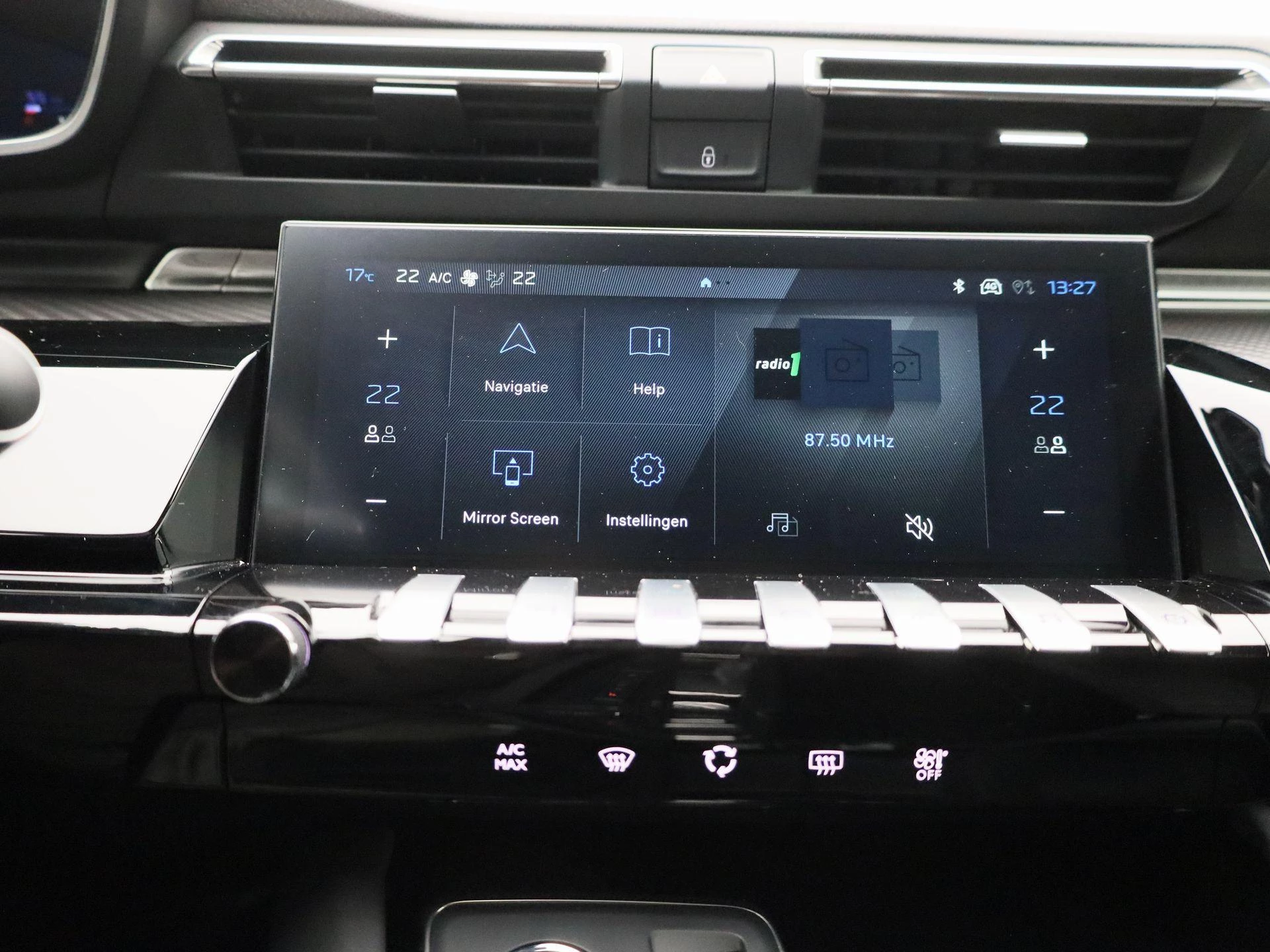 Peugeot-508-image-23