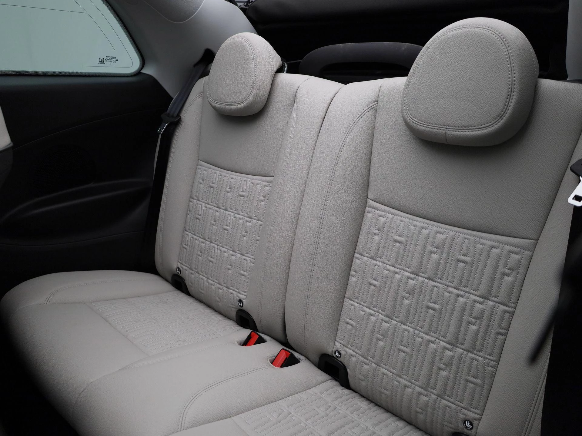 Fiat-500e-image-9