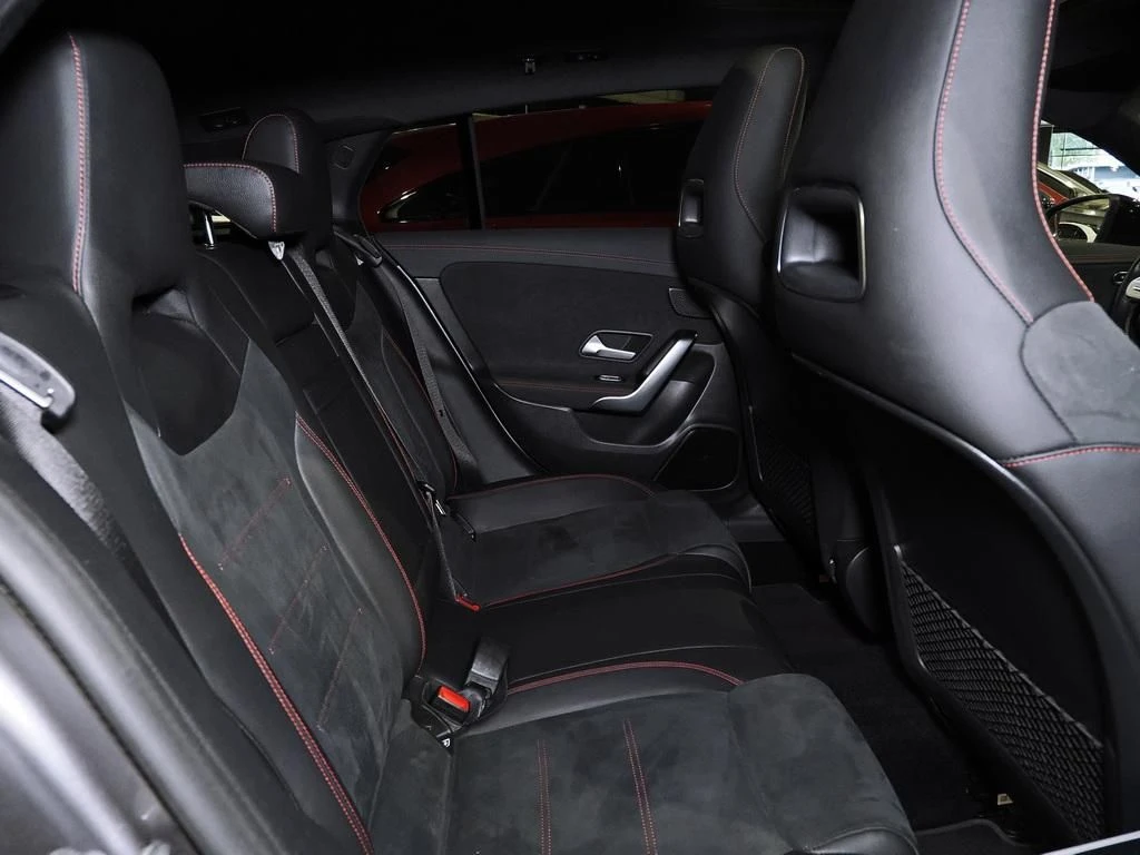 Mercedes-Benz-CLA 200-image-15