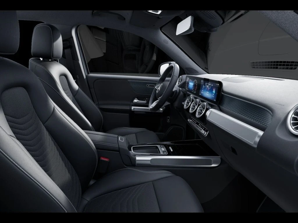 Mercedes-Benz-GLB 200-image-10