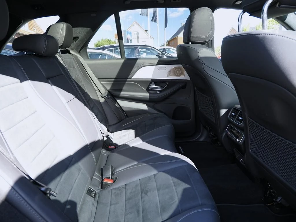 Mercedes-Benz-GLE 450-image-13