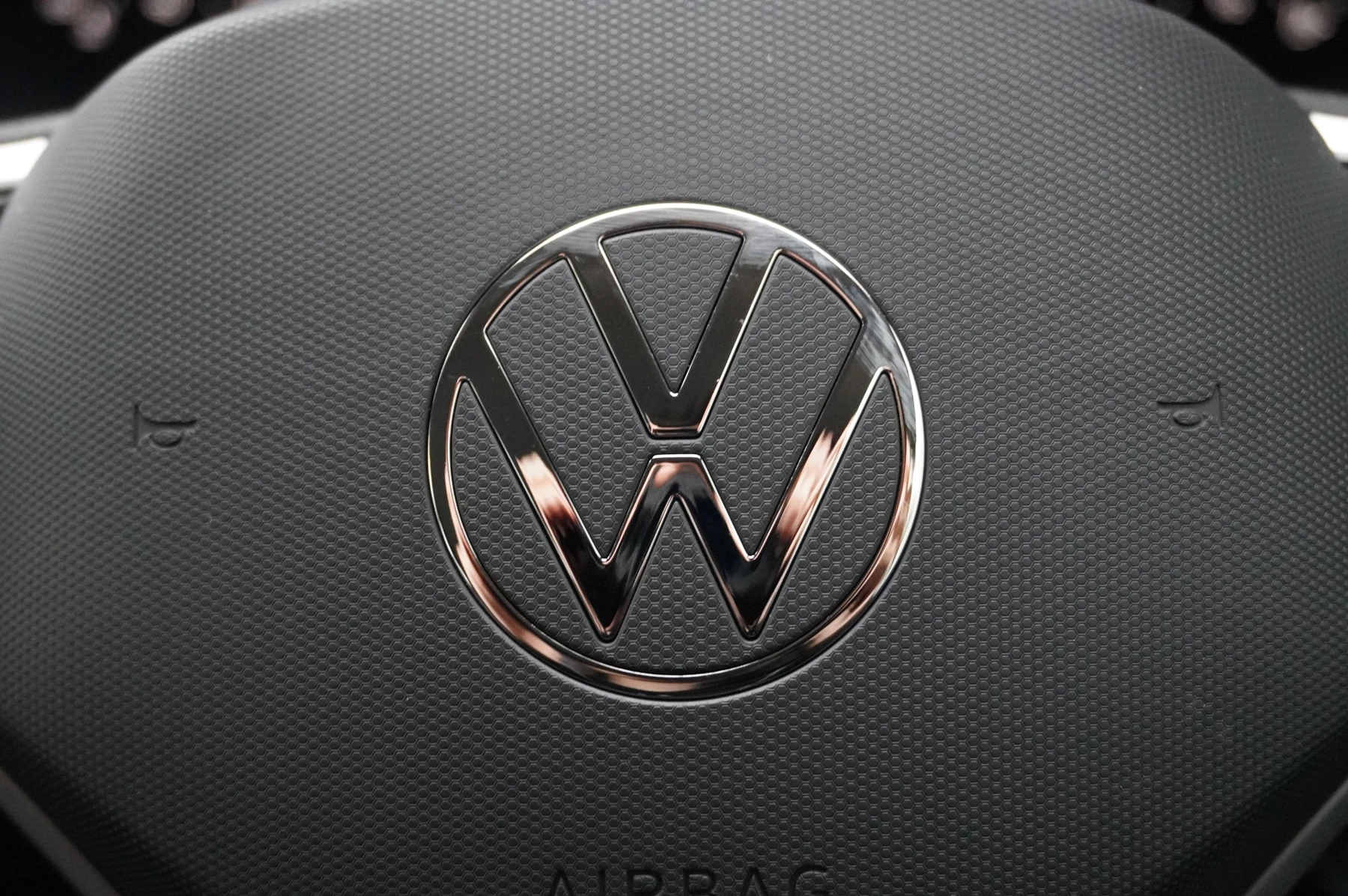 Volkswagen-Polo-image-25