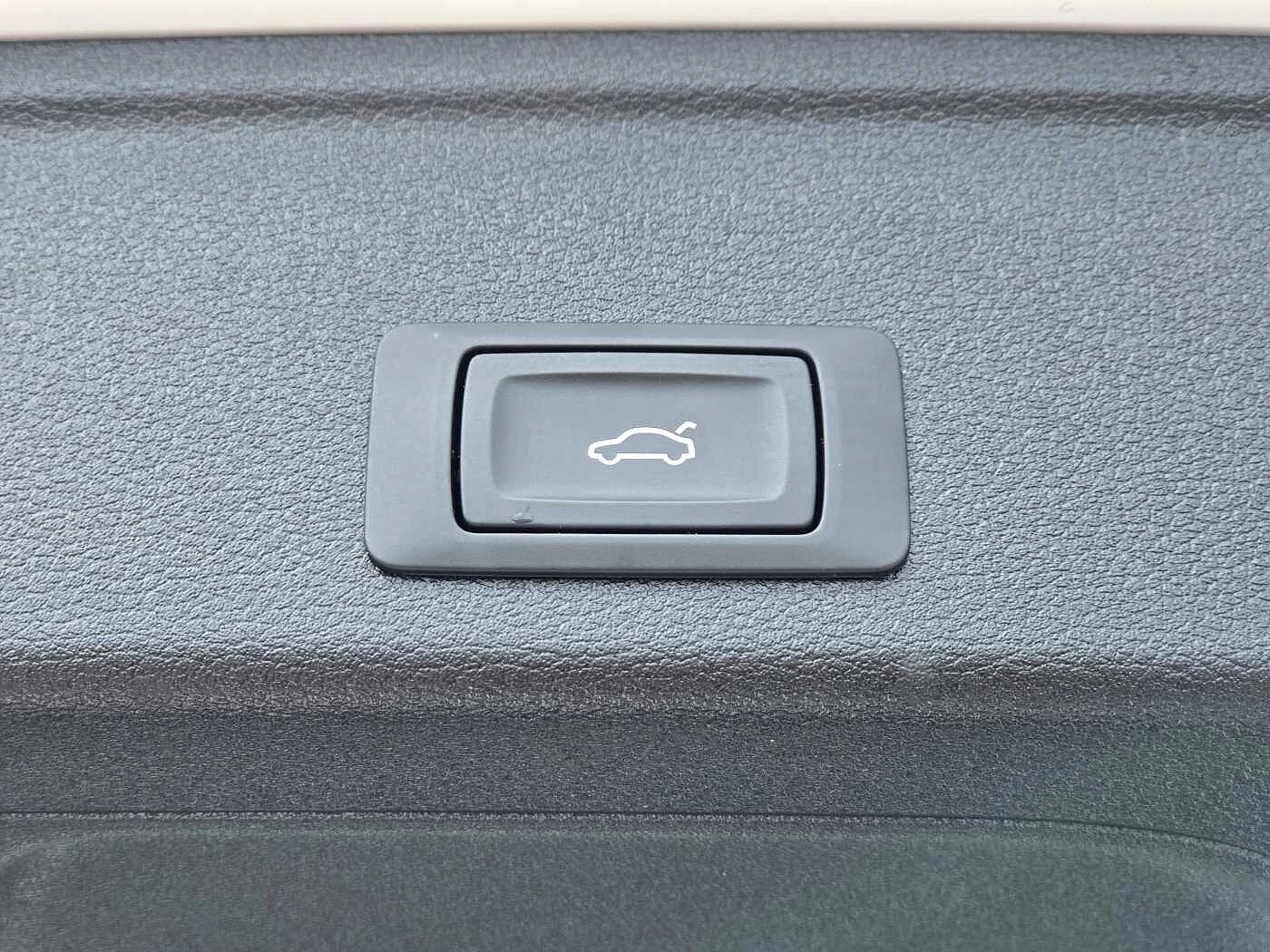 Audi-A4-image-23