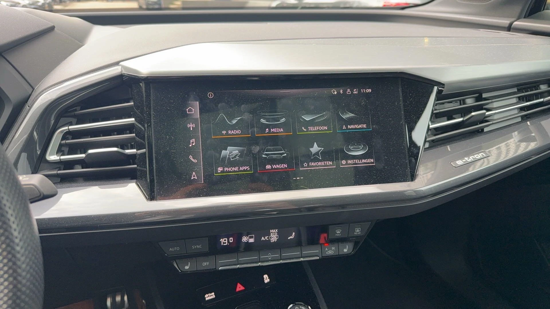Audi Q4 e-tron 40 Launch edition S Competition 77 kWh