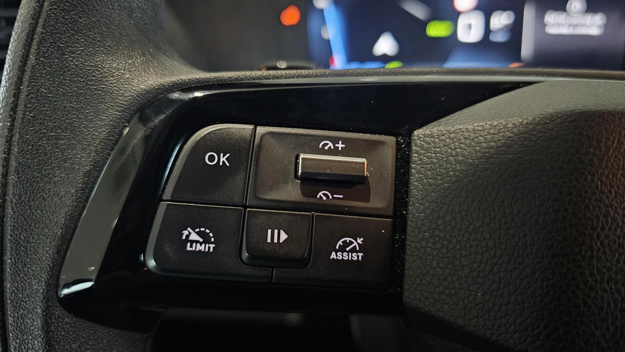 Peugeot-e-Expert-image-14
