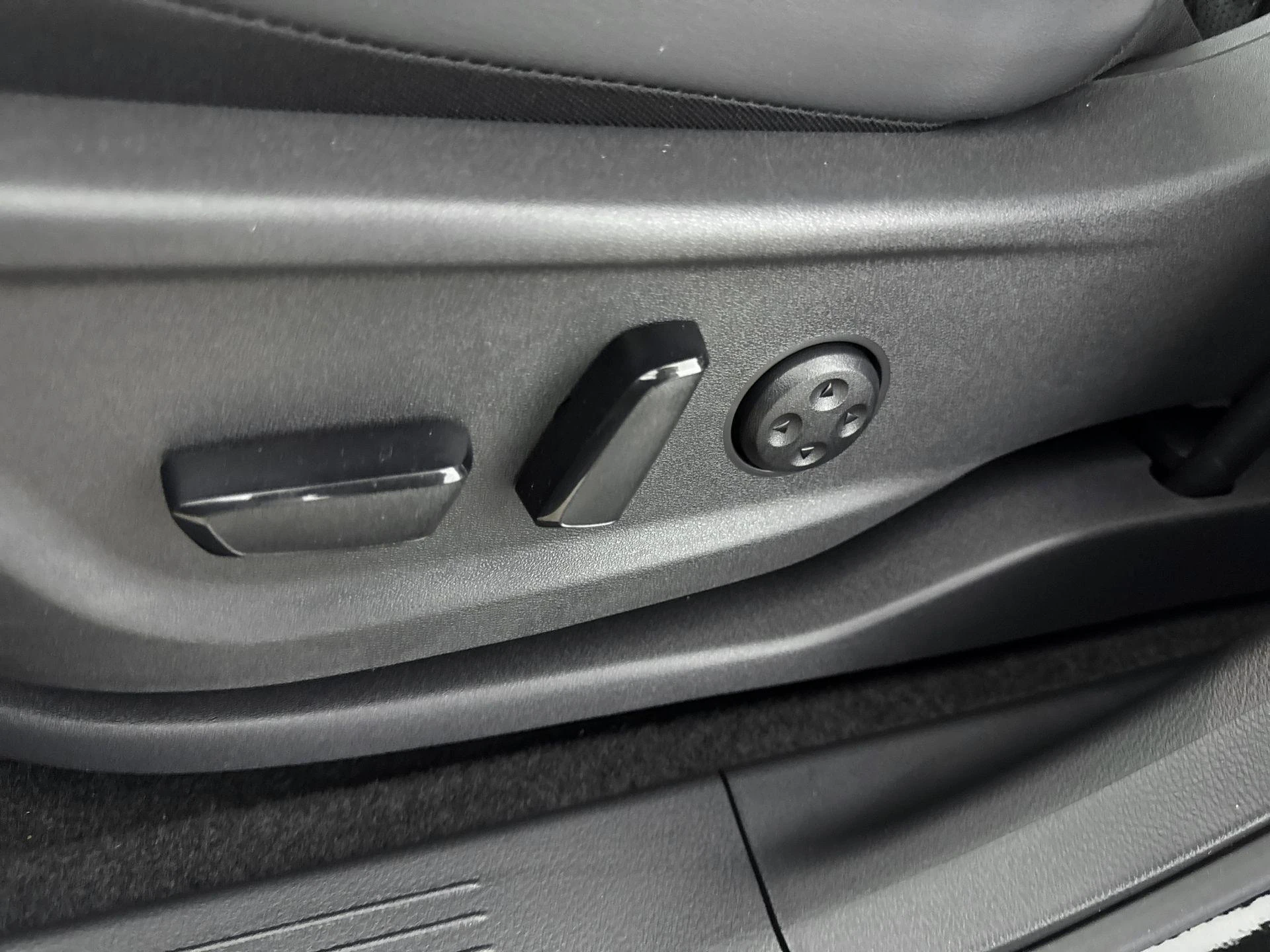Nissan-ARIYA-image-14