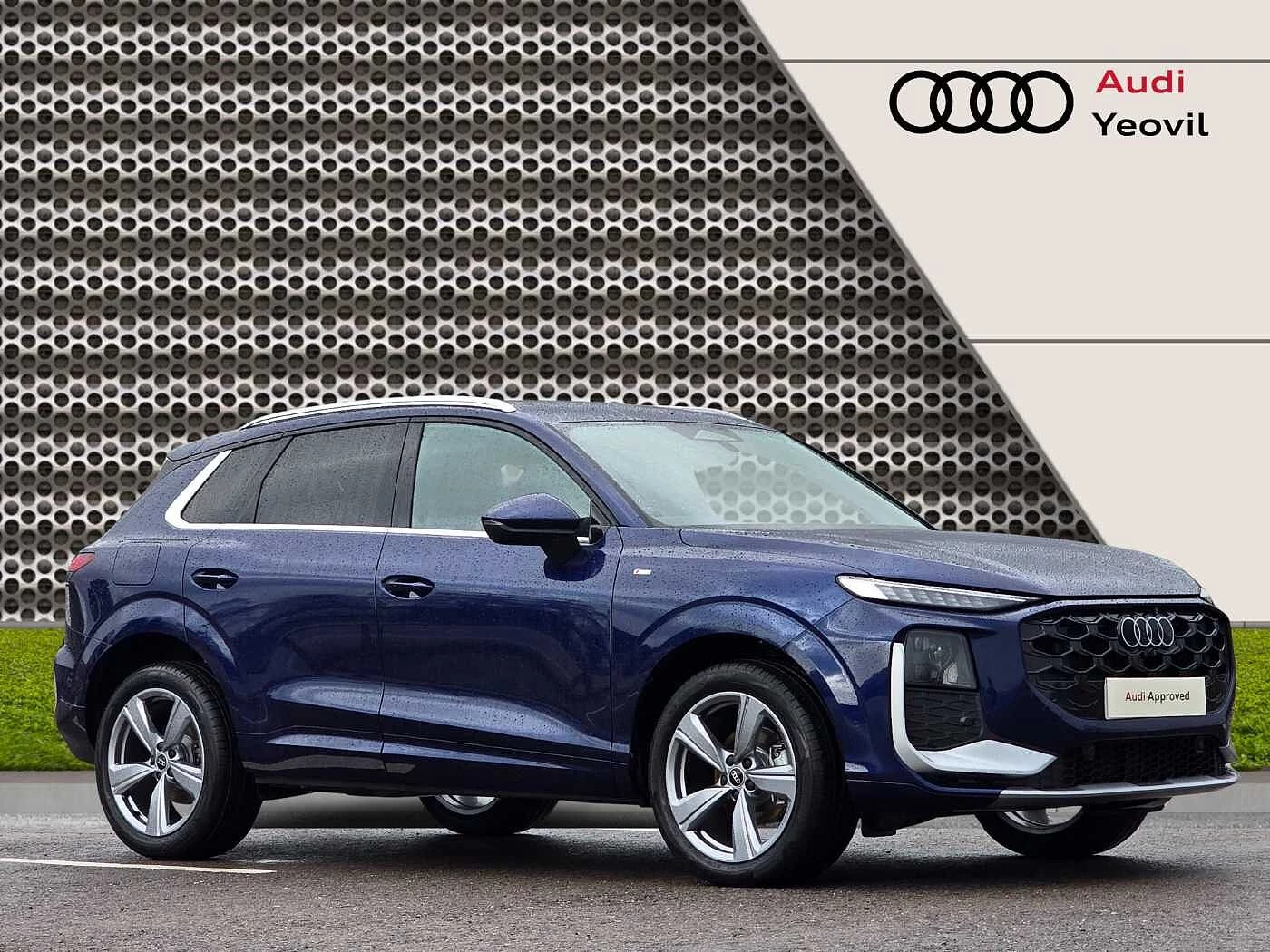 Audi-Q3-image-18
