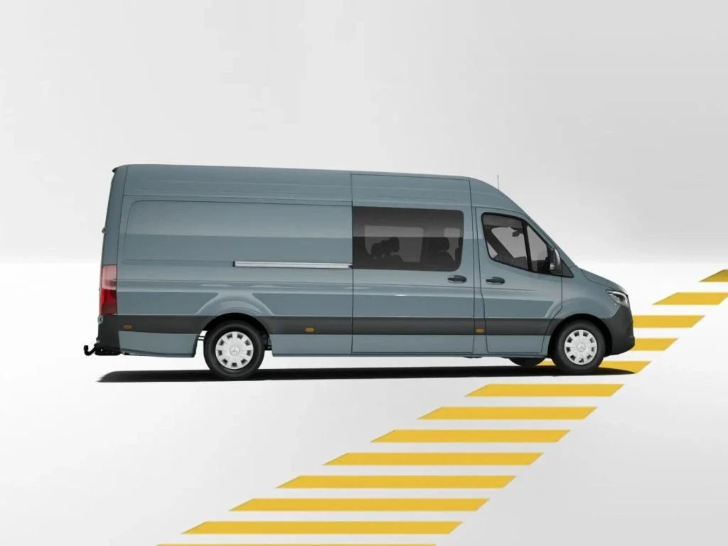 Mercedes-Benz-Sprinter 319-image-7