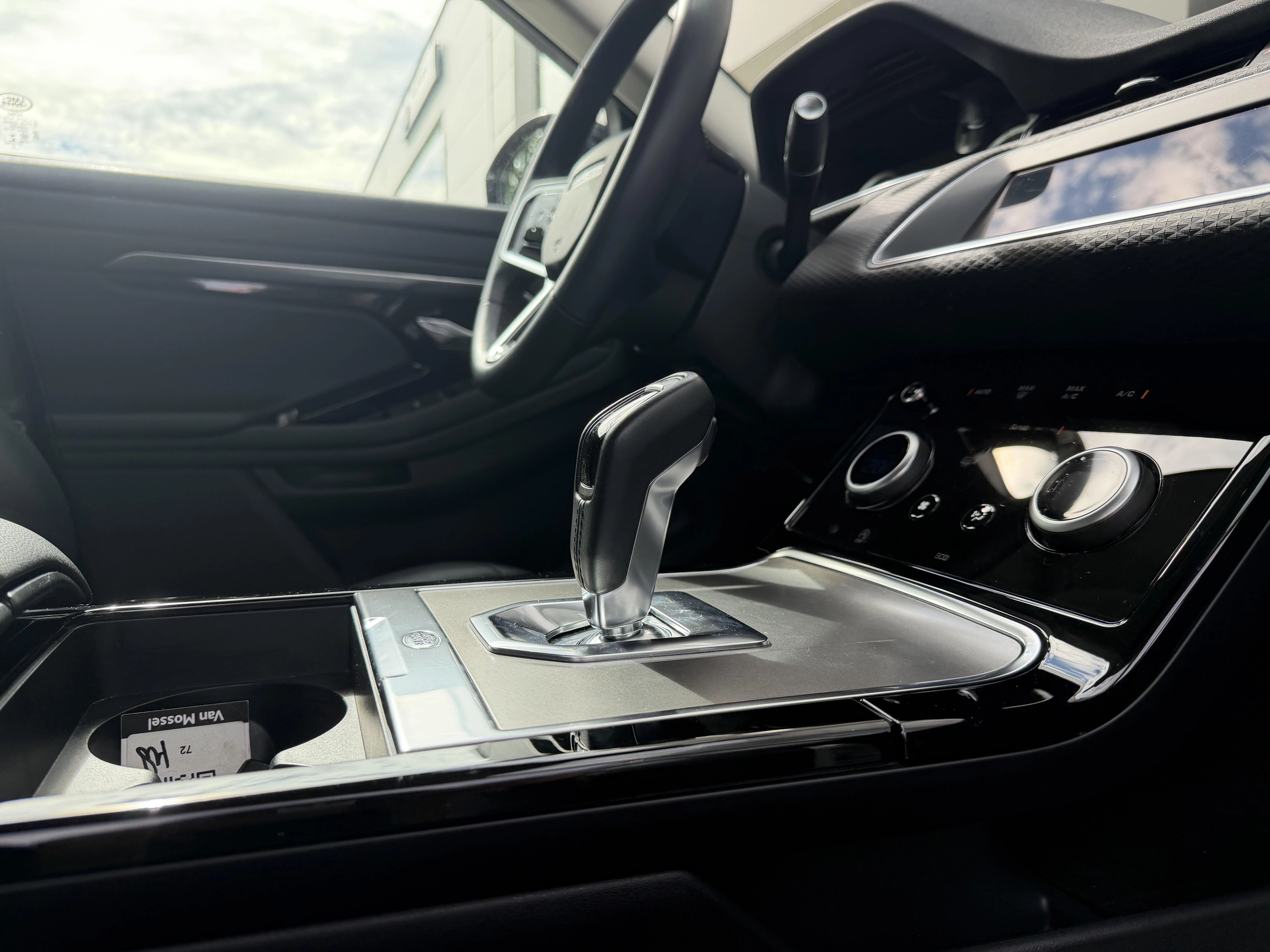 Land Rover Range Rover Evoque P160 S FWD Auto. 23MY