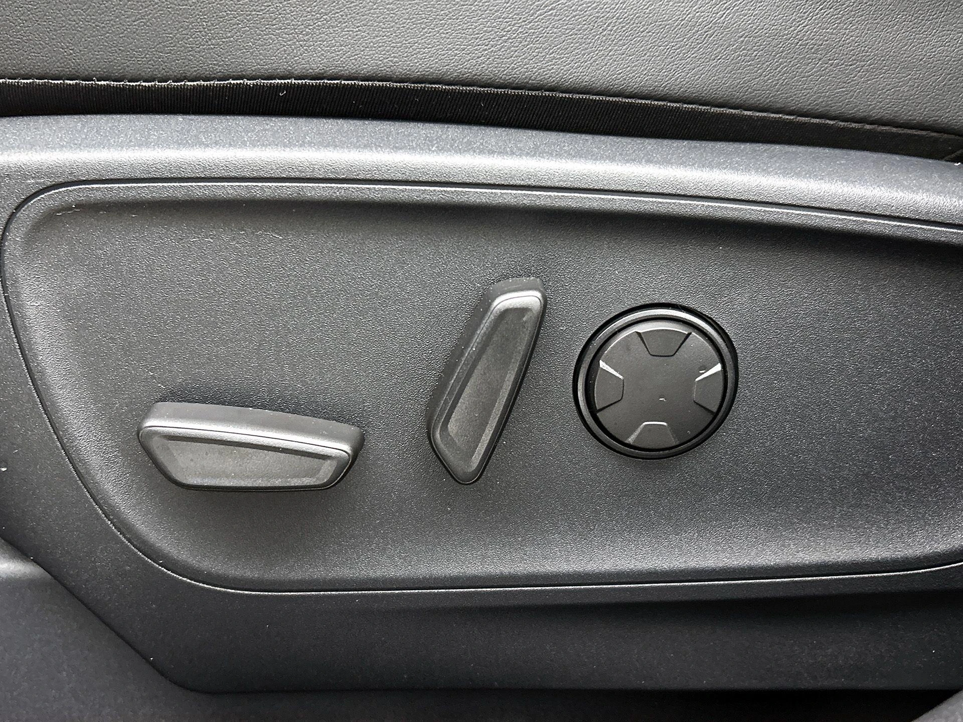 Ford-Kuga-image-24