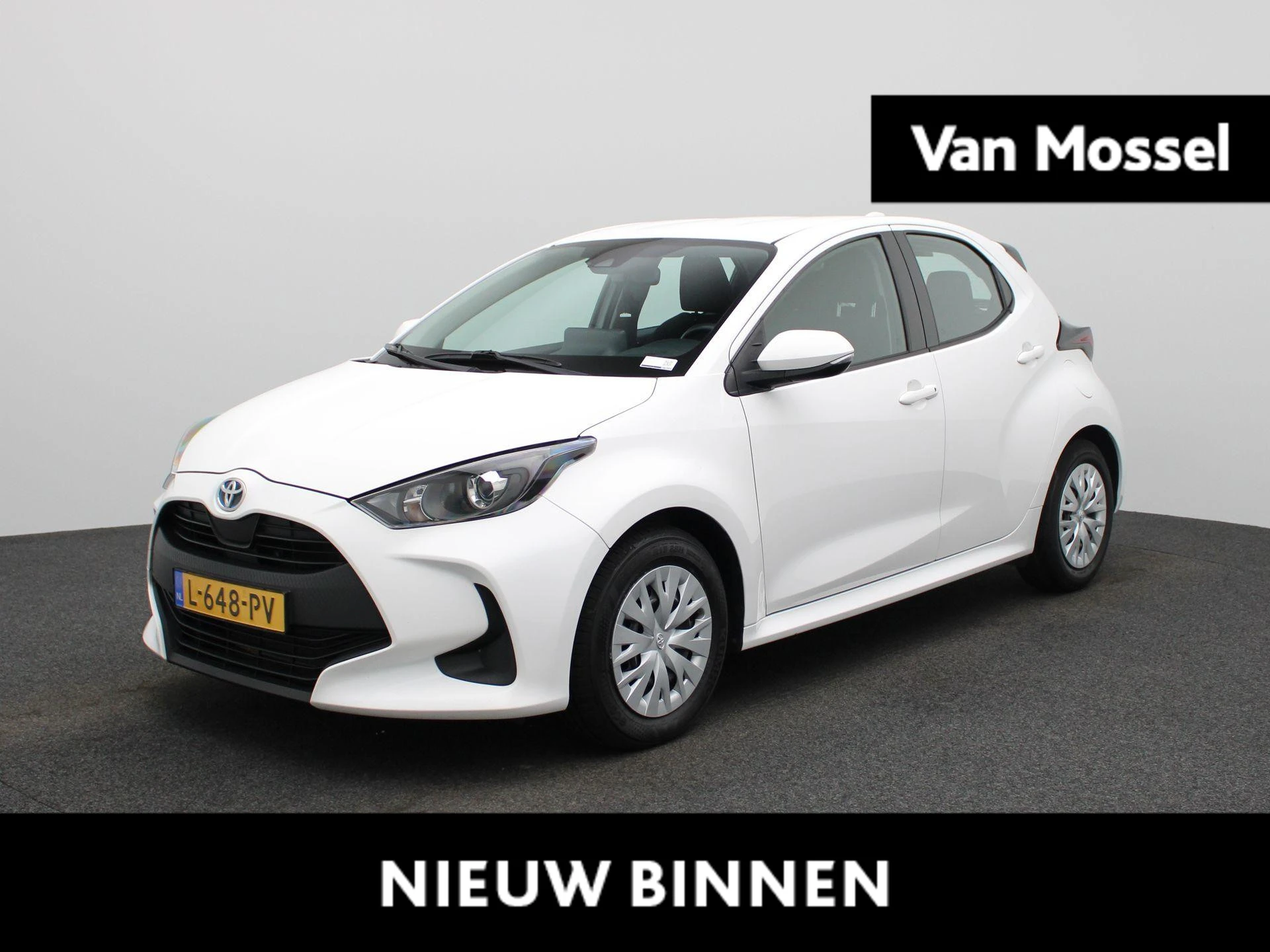 Toyota-Yaris-image-0