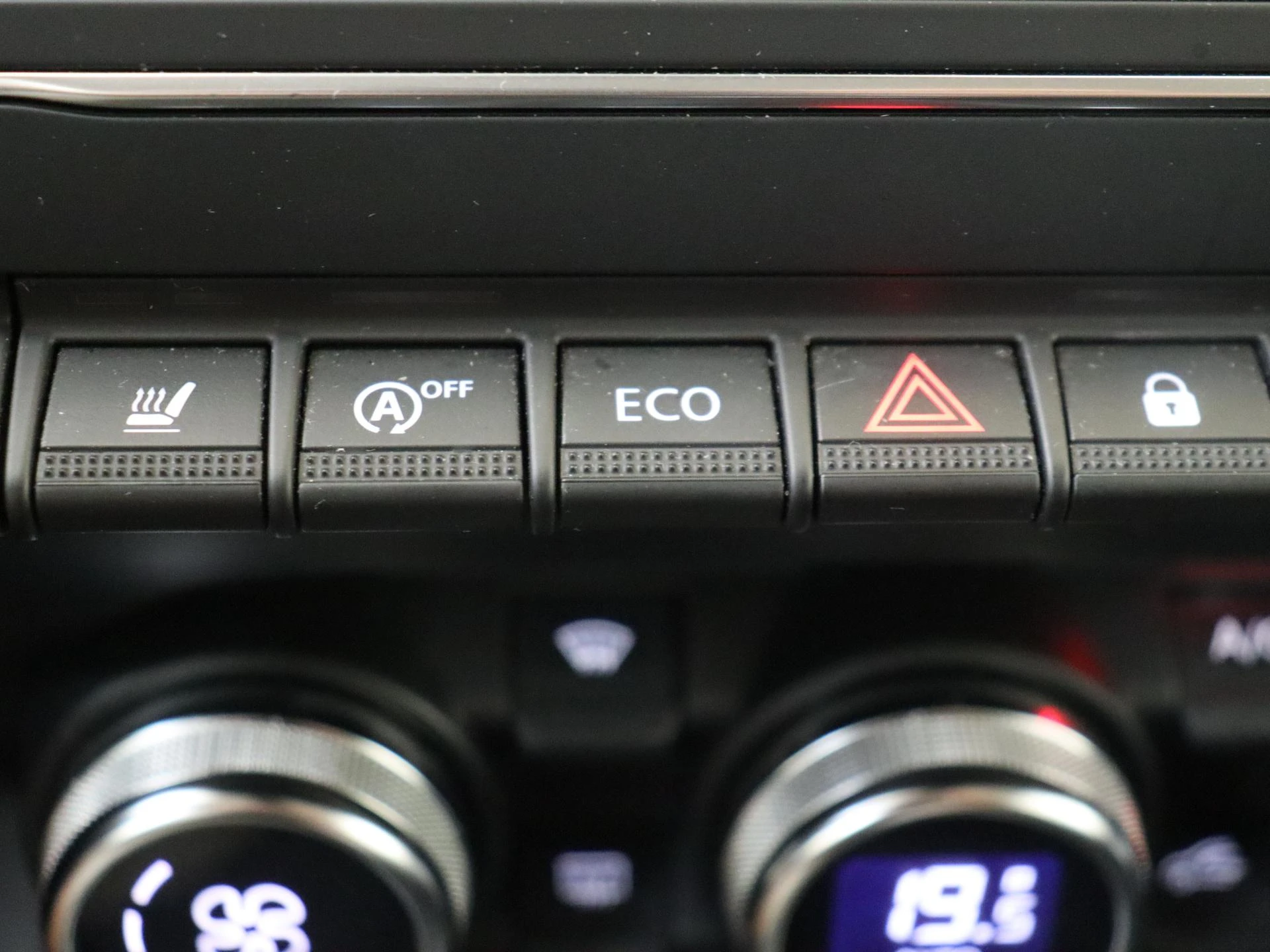 Renault-Captur-image-19
