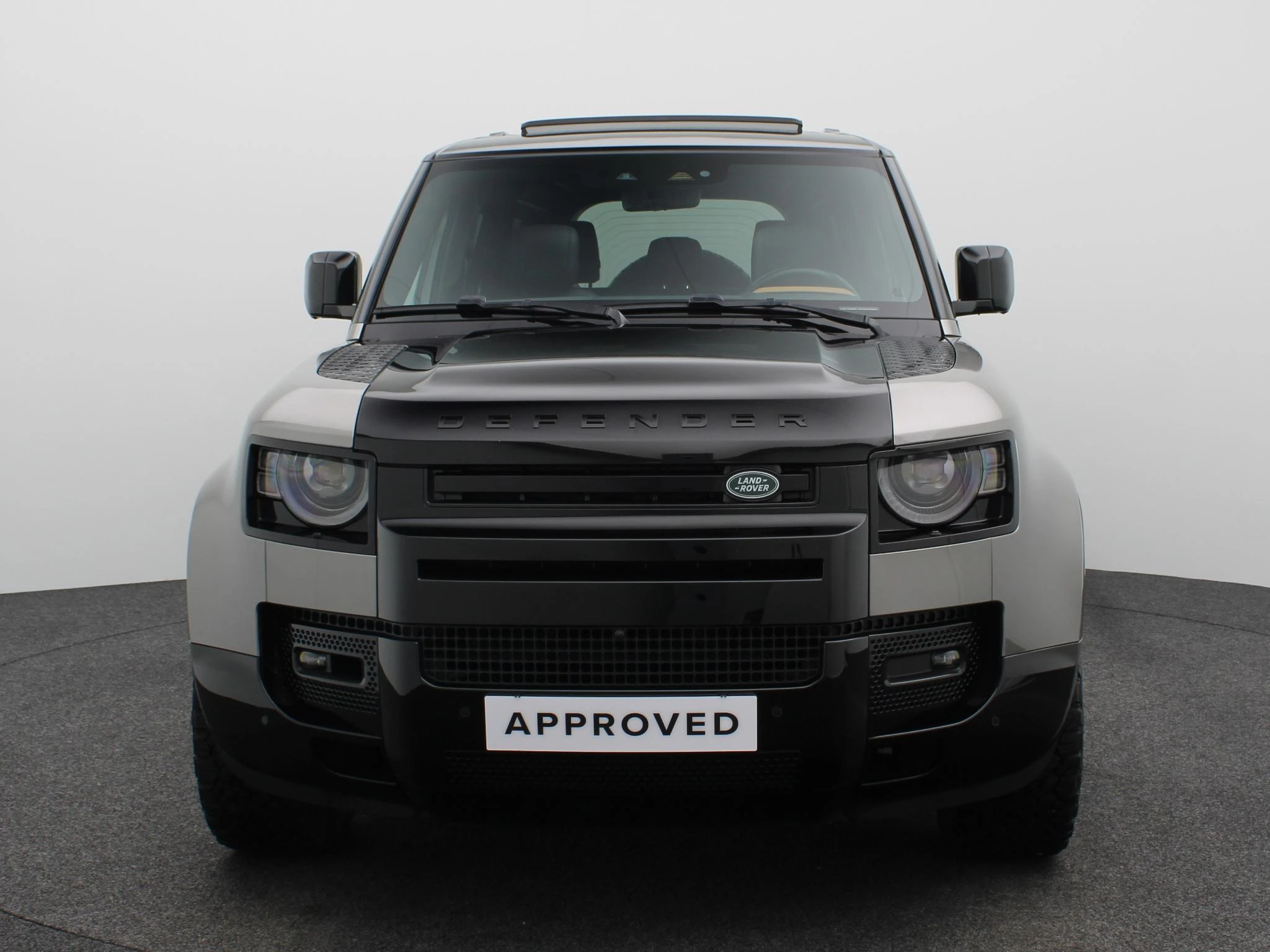 Land Rover-Defender-image-2