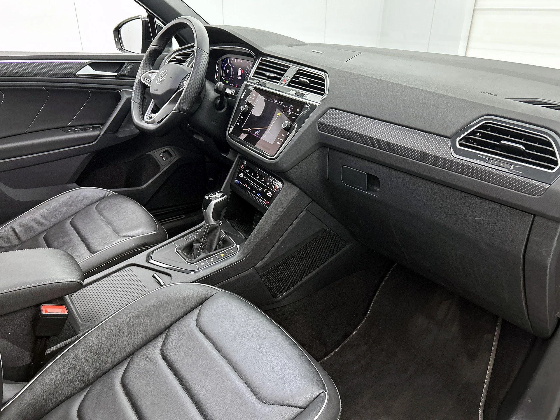 Volkswagen-Tiguan-image-21