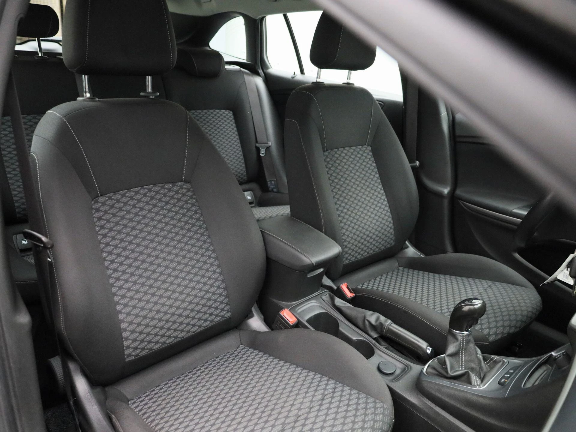 Opel-Astra-image-33