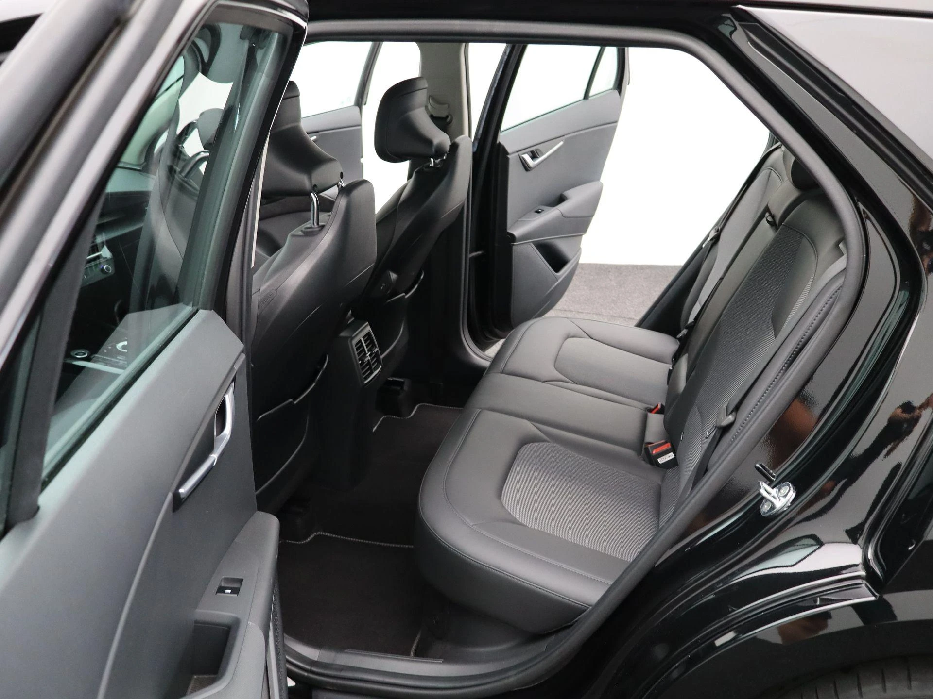 Kia-Niro-image-13