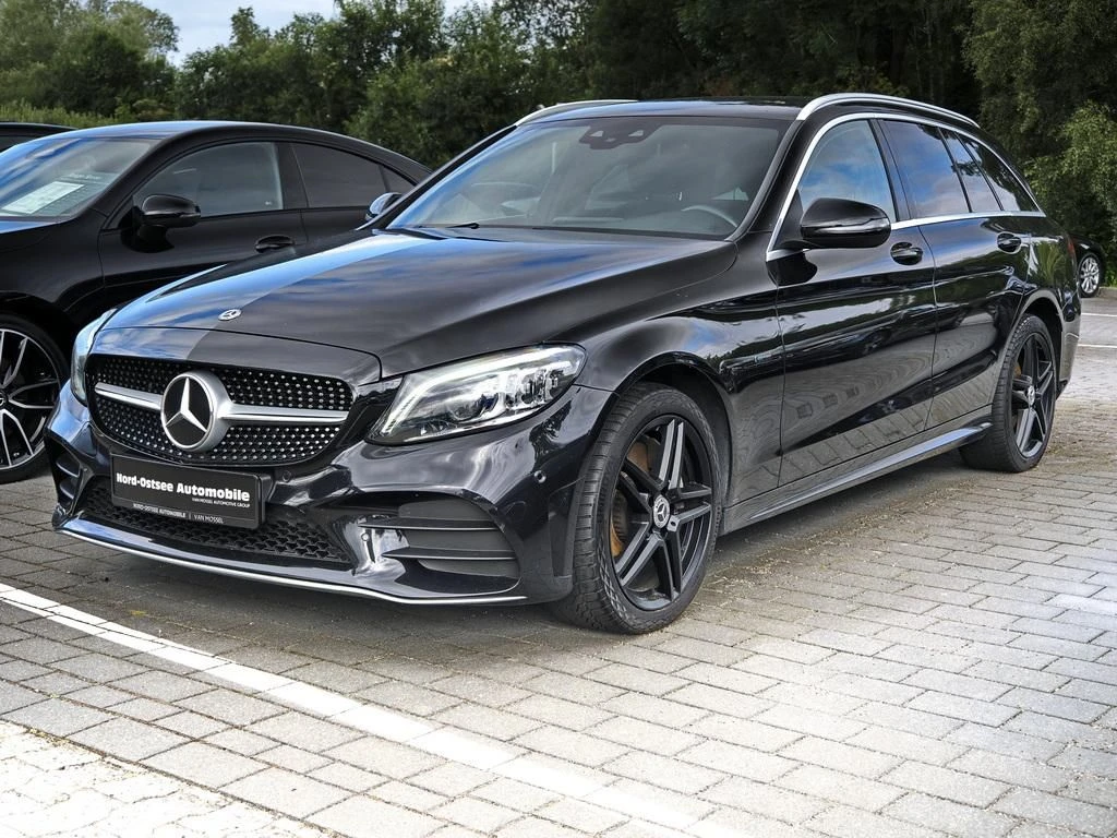 Mercedes-Benz-C-Klasse 300 de-image-7
