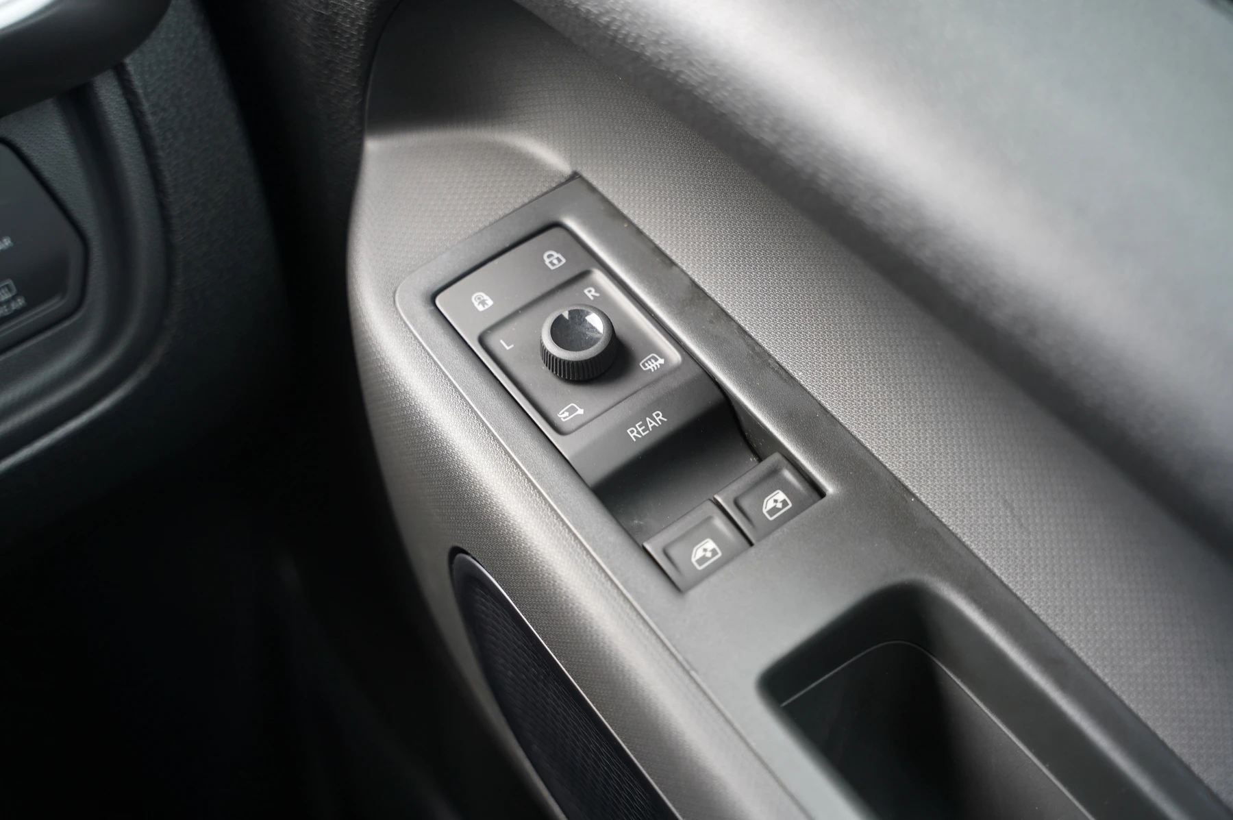 Volkswagen-ID. Buzz-image-19