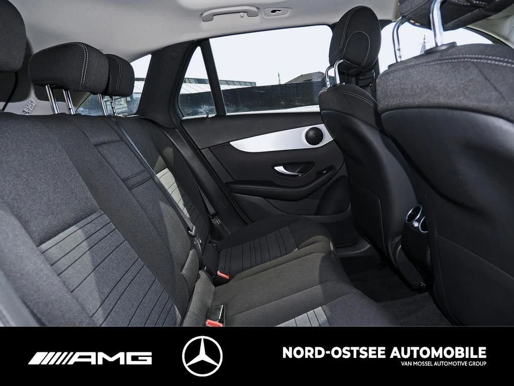 Mercedes-Benz GLC 300 d 4M AHK PANO MULTIBEAM KAMERA 9G NAVI