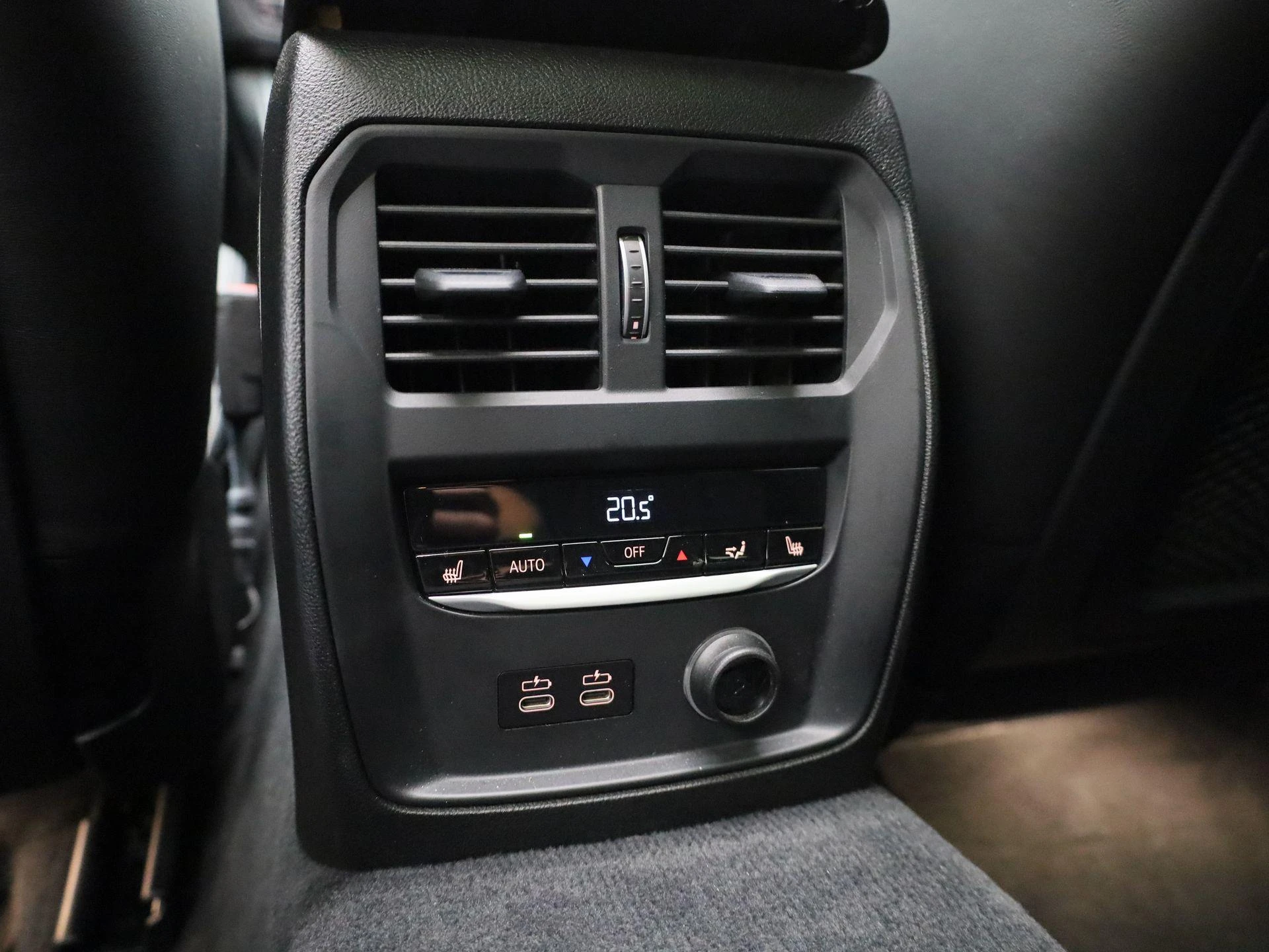 BMW-3 Serie-image-10