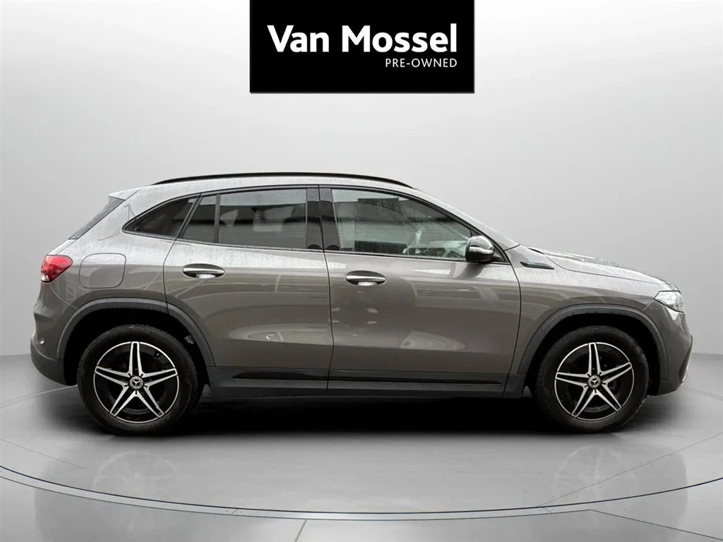 Mercedes-Benz-EQA-image-3